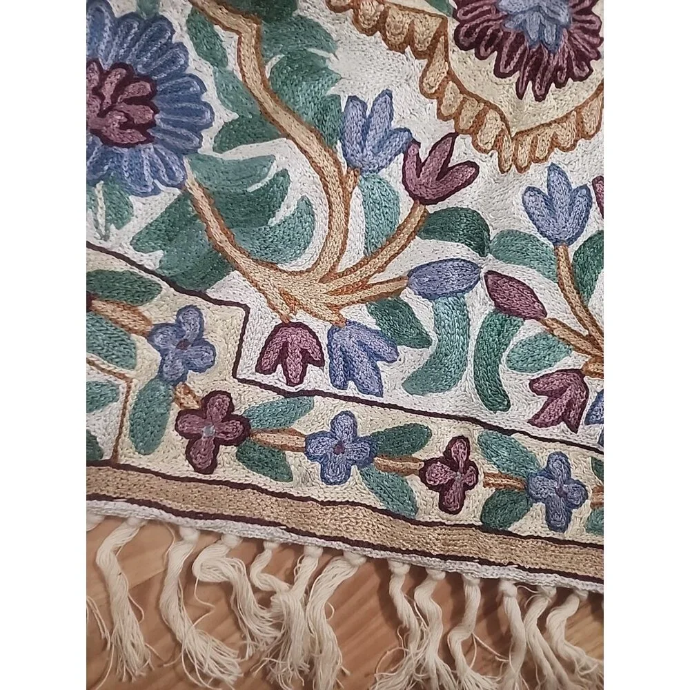Vintage Kashmiri Crewel Chain Stitch Floral Rug Wall Hanging Boho 2 x 3 Tapestry